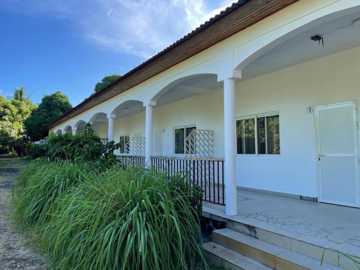 Hotel La Grillade Moroni Zewnętrze zdjęcie