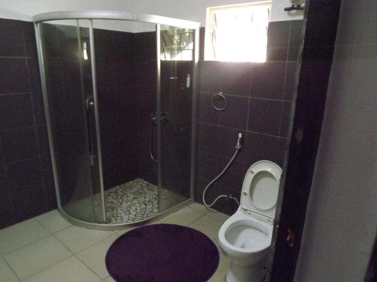 Hotel La Grillade Moroni Zewnętrze zdjęcie